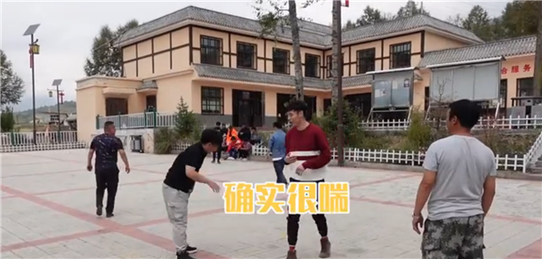 全國“脫貧攻堅(jiān)”優(yōu)秀紀(jì)錄片展播|系列紀(jì)錄片《走村直播看脫貧》之二